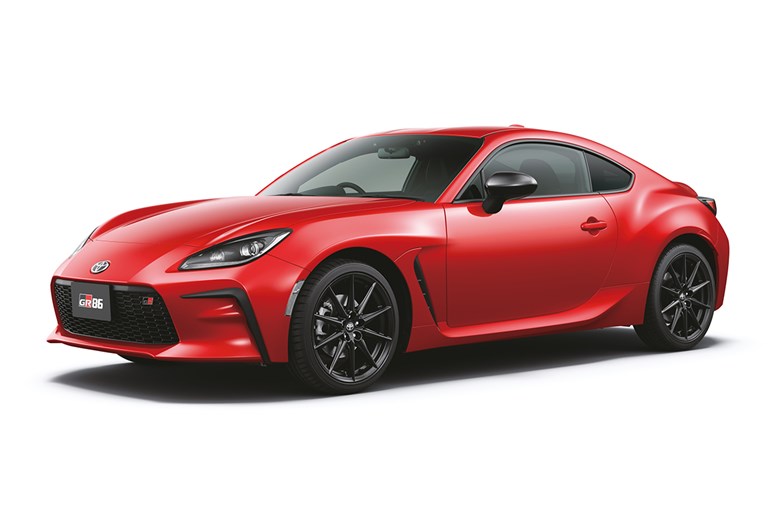「スープラ」や「スカイラインGT-R」にあって「GR86」や「ロードスター」にないもの。古い国産スポーツカーが高騰する深いワケとは
