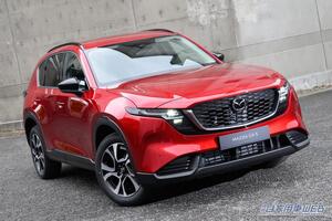 新型CX-5は、「後席不満」を大幅に改善。大画面Google搭載で、ナビやオーディオも使いやすく進化。ファミリー注目のミドルSUVに