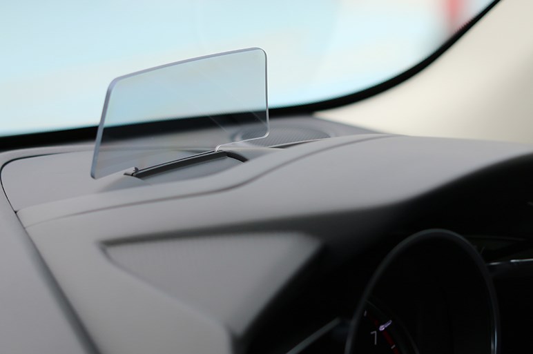 マツダ デミオは世界基準の国民車候補だがグレード選びが悩ましすぎる Carview 自動車情報サイト 新車 中古車 Carview