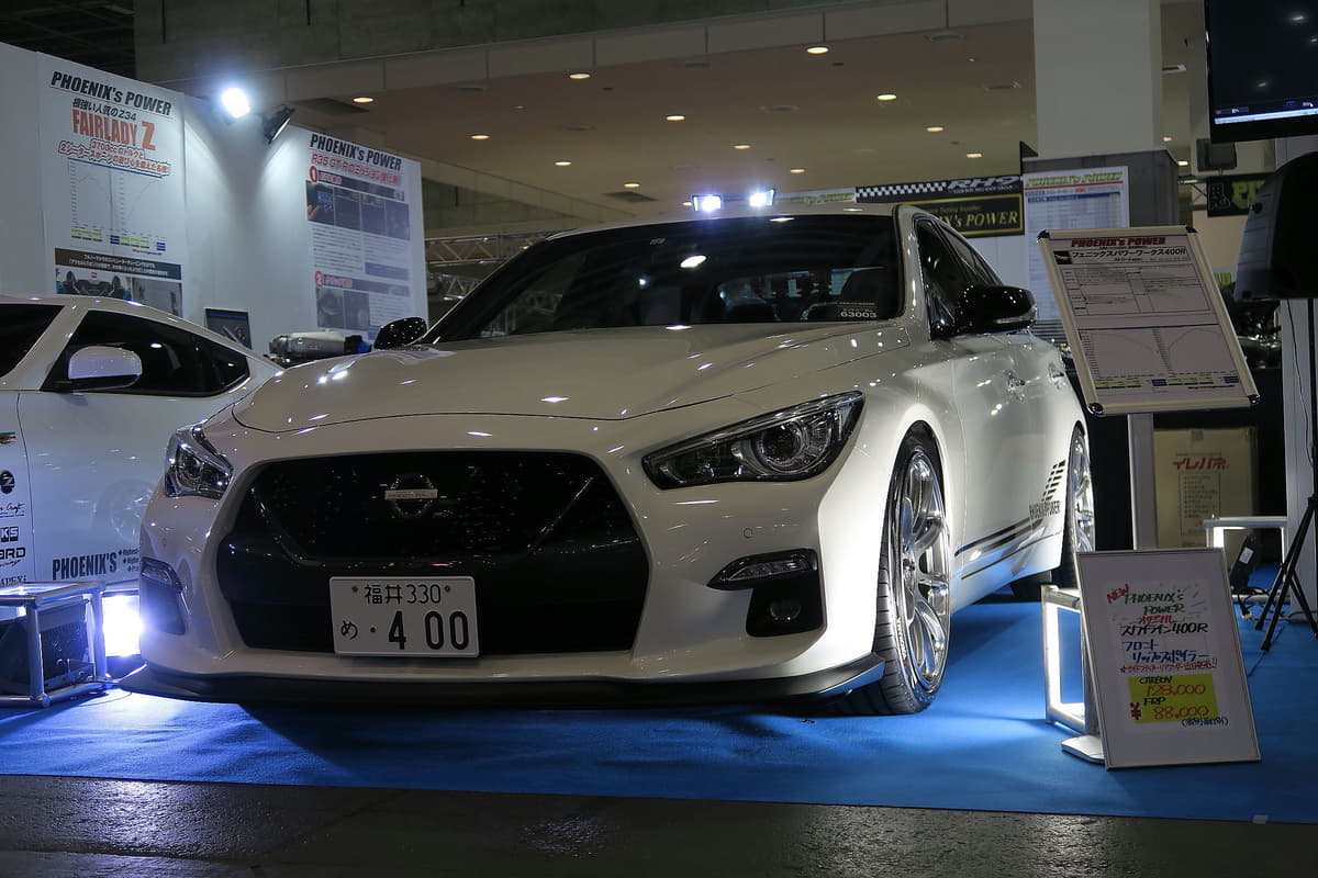 日産スカイライン400r用パーツを早くも開発 投入 フェニックスパワーが施した味付けとは 大阪オートメッセ Auto Messe Web 自動車情報サイト 新車 中古車 Carview