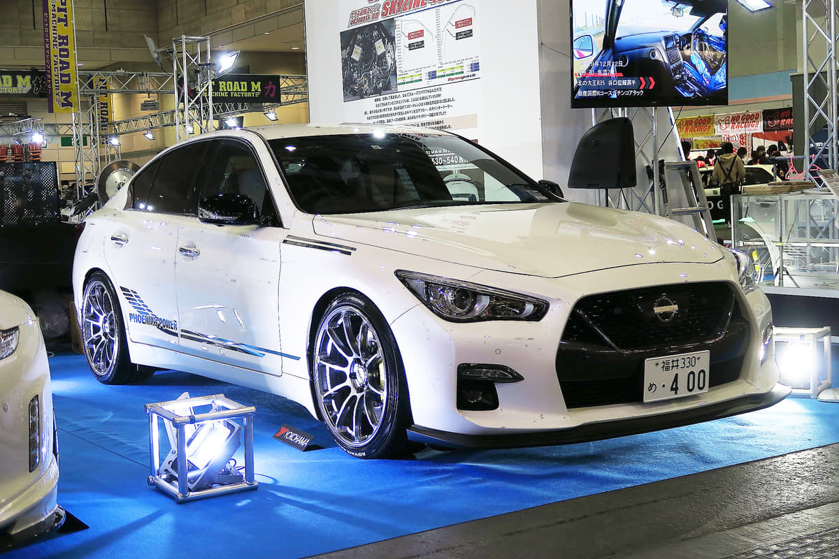 日産スカイライン400r用パーツを早くも開発 投入 フェニックスパワーが施した味付けとは 大阪オートメッセ Auto Messe Web 自動車情報サイト 新車 中古車 Carview