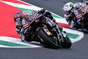マルク・マルケス、ドゥカティ同士の限界バトル制して11年ぶりイタリア勝利！　小椋がトップ10入り｜MotoGPイタリアGP決勝
