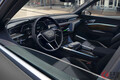 黒い、黒すぎる！ アウディ電動SUV「e-tron」にブラックエディション追加 欧州で登場