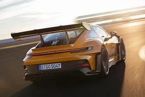 GT3カップを超えるアクティブエアロ　ポルシェ 911 GT3 RSへ試乗　前例ないシリアスさ　後編