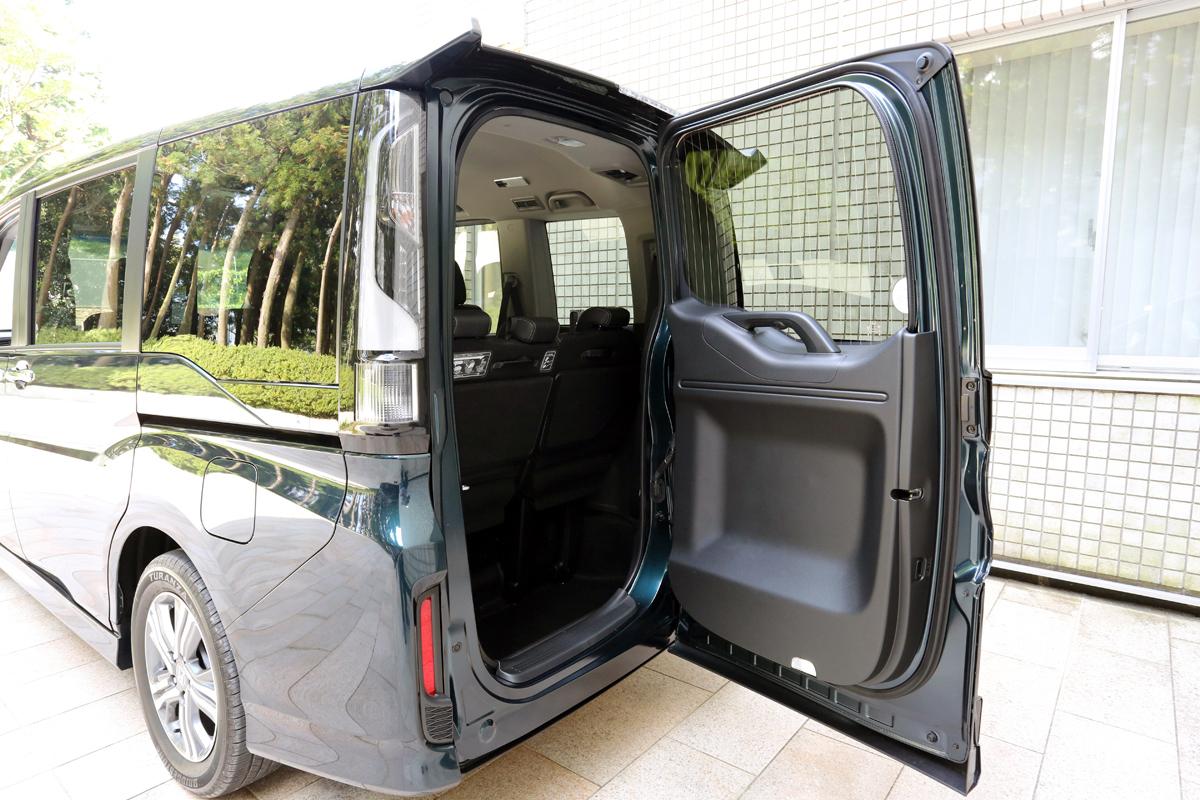 超便利な わくわくゲート はなぜ受け入れられない ホンダ ステップワゴンが苦戦するワケ Web Cartop 自動車情報サイト 新車 中古車 Carview