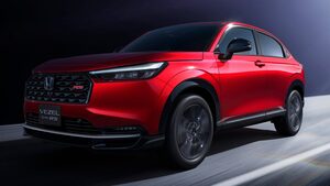 ホンダ「ヴェゼル」都会派SUVが走りを強化！新グレード「e:HEV RS」追加
