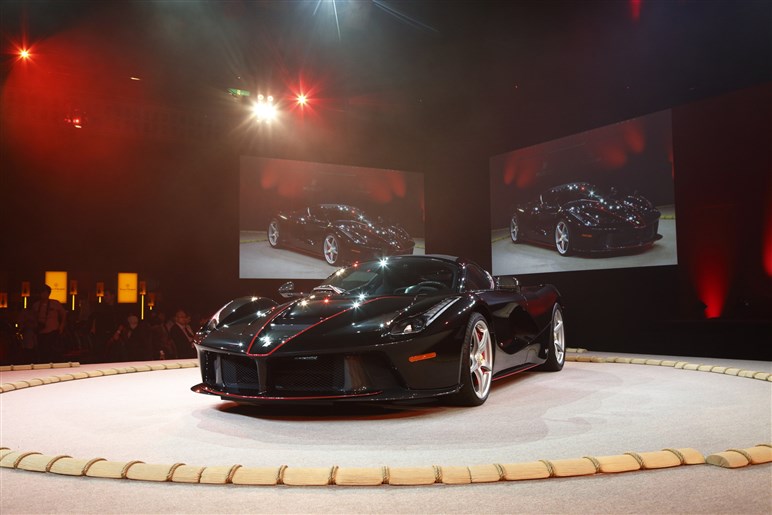 フェラーリ70周年イベントで10億円超えのラ・フェラーリ アペルタなどを展示