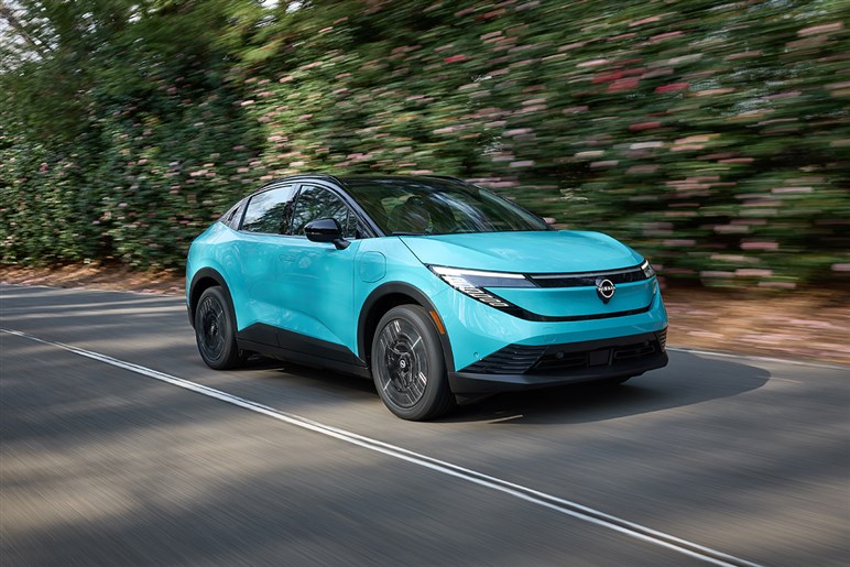 【いきなりピンチ】部品不足が新型「リーフ」に影響か？ 日産EV戦略に立ちはだかる米EV優遇終了とレアアース危機