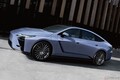 次世代電動車ラインナップの先陣を切るモデル！ レクサスが新型「ES」を世界初公開