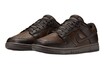 ナイキ「ダンク LOW “Velvet Brown”」は控えめなカラーに艶やかなディテールが光る一足──新着スニーカー