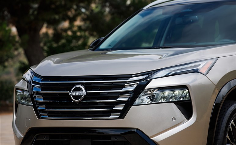 【出しちゃえ日産】人気のフレーム構造とプラグインHVの“悪魔合体”で、新型ピックアップやスポーツモデル登場か