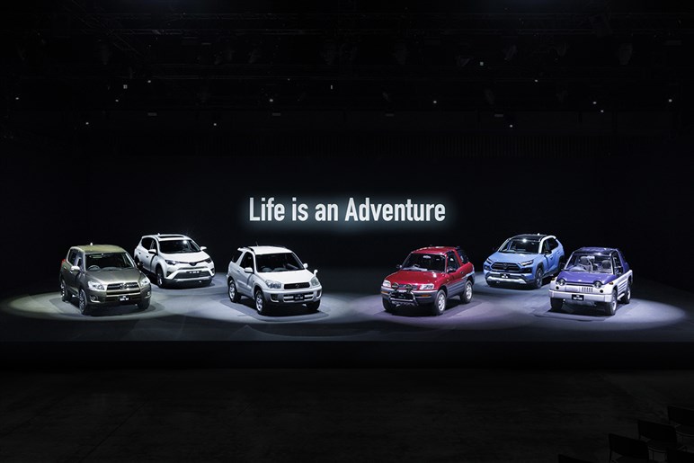 スポーツカー推しが新型「RAV4」を見てグッときた理由。GRより刺さったのは「アドベンチャー」だった
