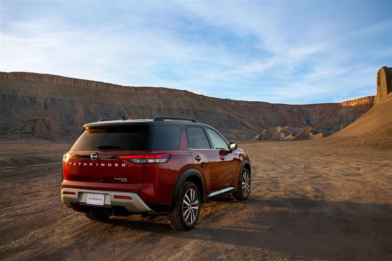 【出しちゃえ日産】人気のフレーム構造とプラグインHVの“悪魔合体”で、新型ピックアップやスポーツモデル登場か
