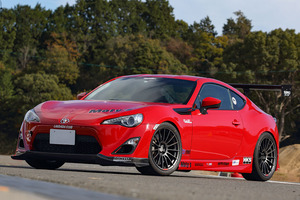 「86＆BRZストリートチューンの最適解」イージードライブが可能な過給機＋AT仕様が熱い！