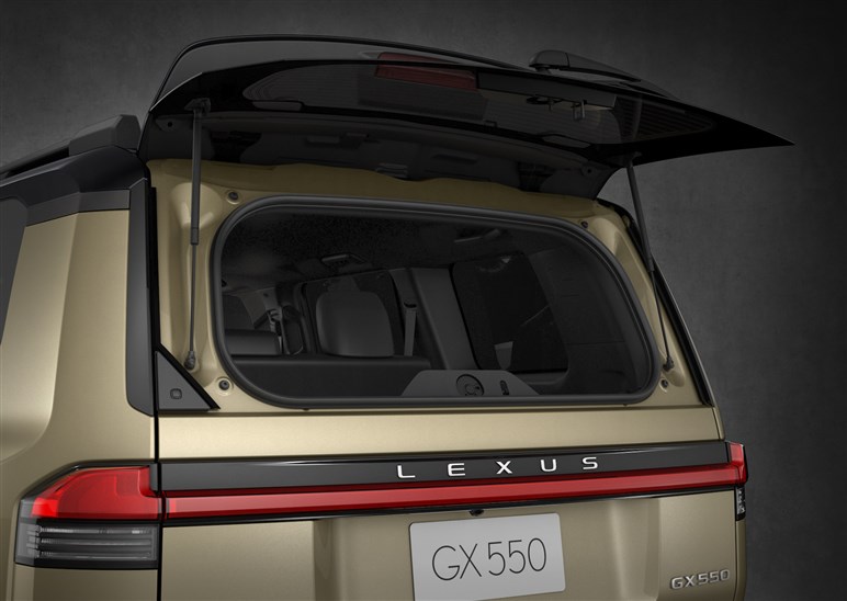 レクサス新型GX発表。ハイブリッド搭載、ガチオフ系“オーバートレイル”追加で遂に日本上陸!?