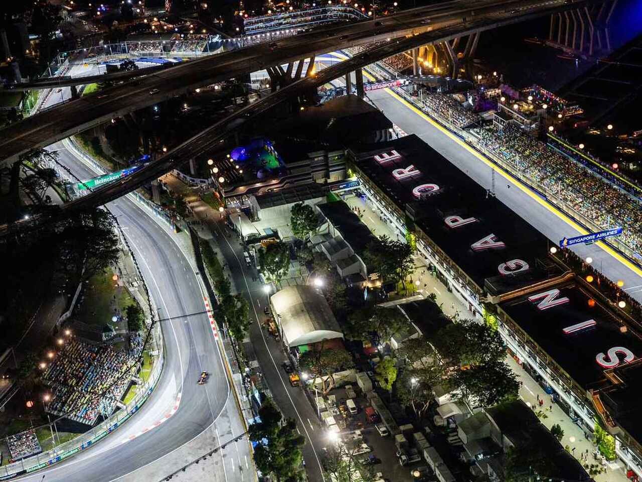 【F1第18戦シンガポールGPプレビュー】マクラーレンvsレッドブル、スペクタルなナイトショーが始まる