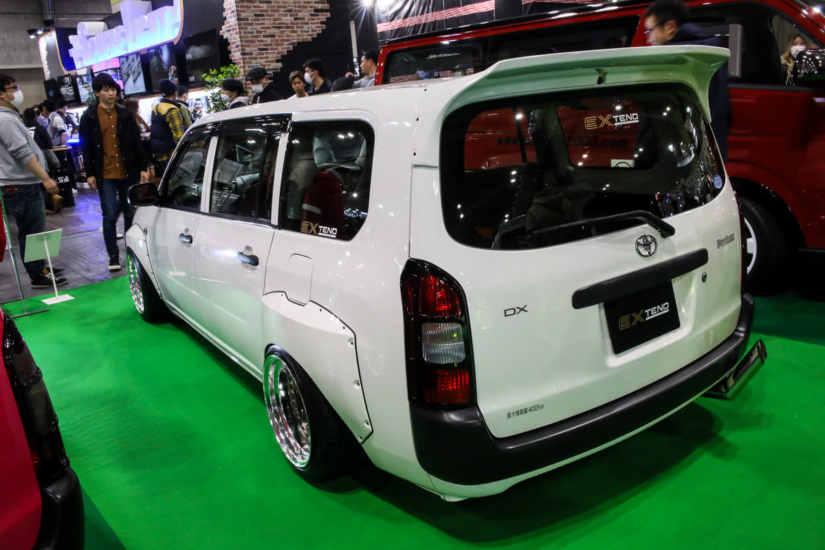 ダサイはずの商用車が大変貌 トヨタの プロボックス をカスタマイズのベース車とした理由 Auto Messe Web 自動車情報サイト 新車 中古車 Carview