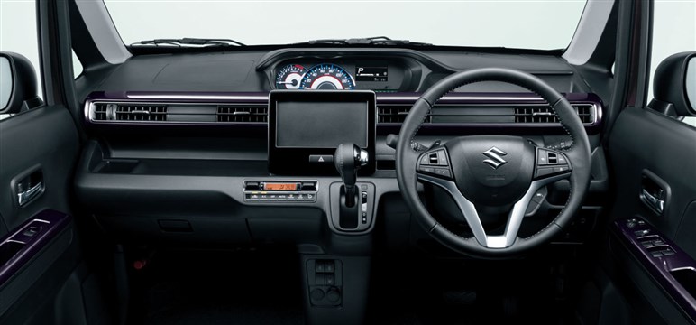 【スライドドア時代が来る】ムーヴを追う新型「ワゴンR」の今わかる情報。軽初の「フルハイブリッド」採用、噂のEVはどうなる？