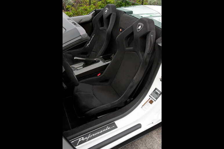 超軽量ガヤルド・スパイダー、異次元の加速！