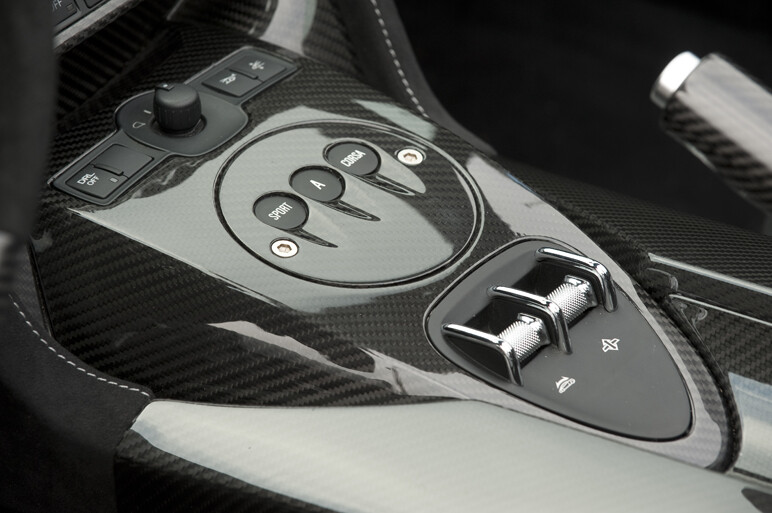 超軽量ガヤルド・スパイダー、異次元の加速！