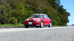 ミニ　クーパーSD ５ドア試乗記（FF 2.0Lディーゼルターボ＋8速AT）