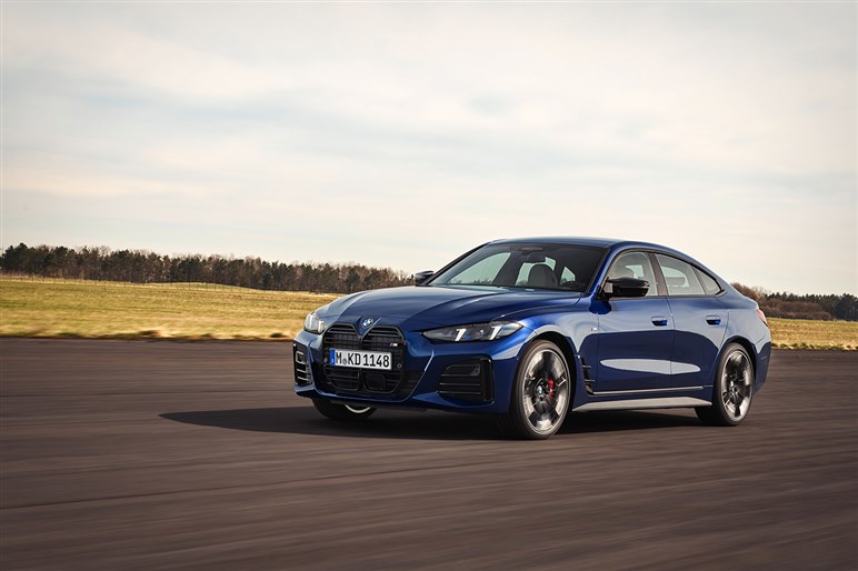 巨大なキドニーグリルは変わらずもブラック化　BMW「4シリーズ グランクーペ」マイナーチェンジ。722万円から