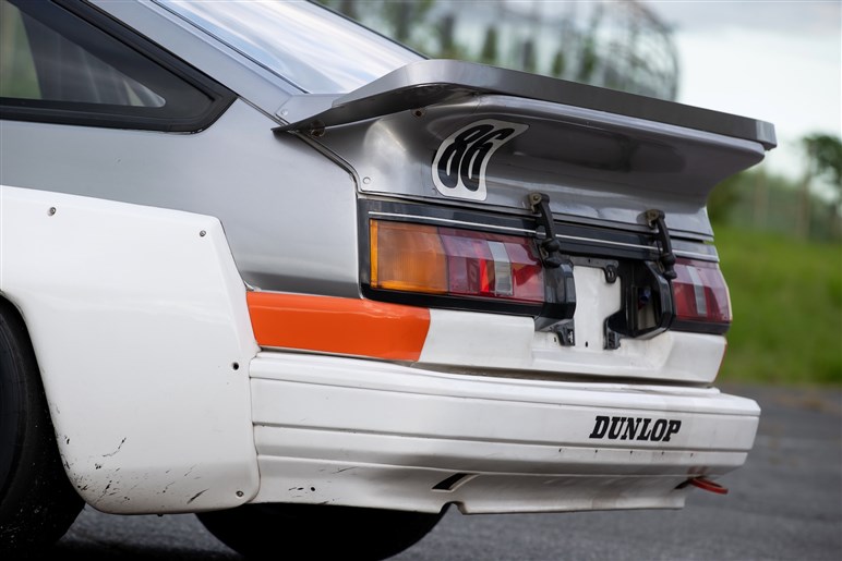 走り出すとそれは、紛れもなくハチロクだった…伝説の「TRD N2 AE86レビン」が筑波で再び蘇った日