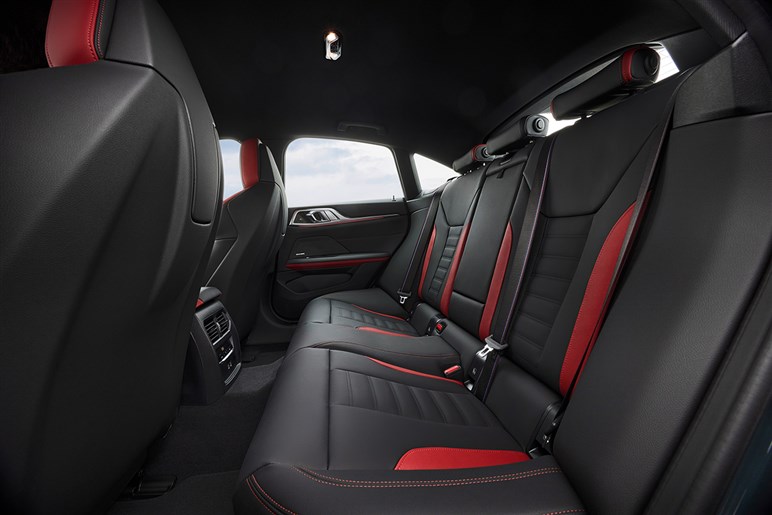 巨大なキドニーグリルは変わらずもブラック化　BMW「4シリーズ グランクーペ」マイナーチェンジ。722万円から