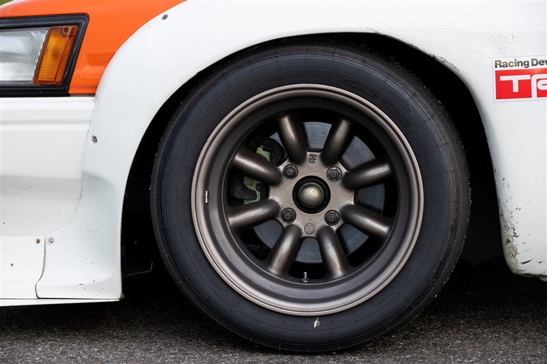 走り出すとそれは、紛れもなくハチロクだった…伝説の「TRD N2 AE86レビン」が筑波で再び蘇った日