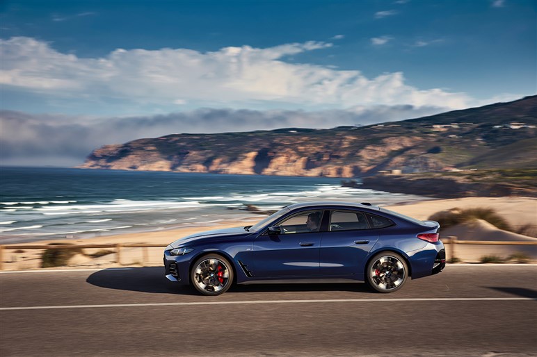 巨大なキドニーグリルは変わらずもブラック化　BMW「4シリーズ グランクーペ」マイナーチェンジ。722万円から