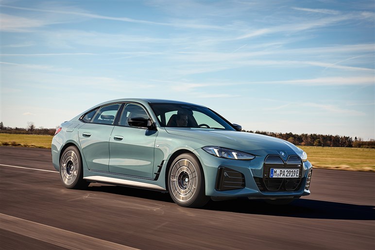 巨大なキドニーグリルは変わらずもブラック化　BMW「4シリーズ グランクーペ」マイナーチェンジ。722万円から