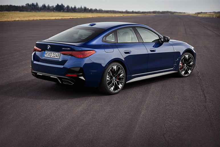 巨大なキドニーグリルは変わらずもブラック化　BMW「4シリーズ グランクーペ」マイナーチェンジ。722万円から