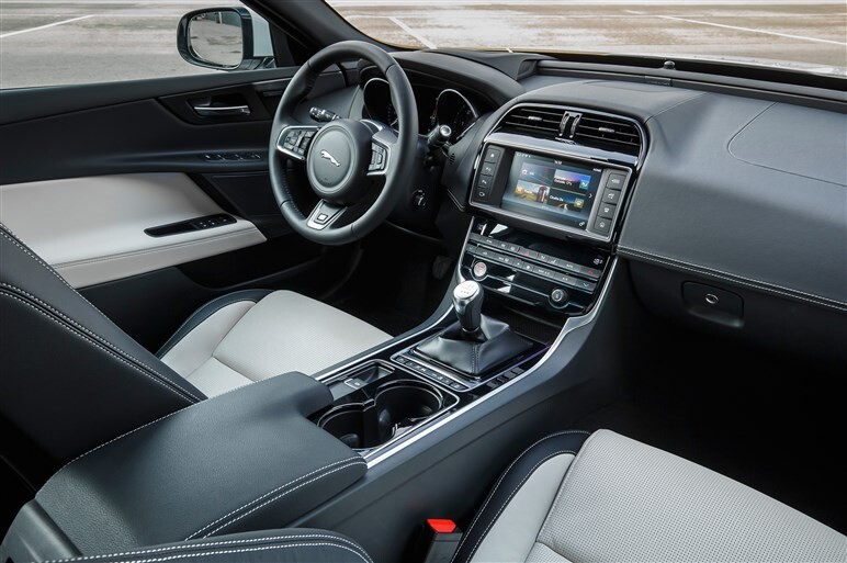 ジャガーXEに試乗、激戦区プレミアムDセグメントに新たな刺客