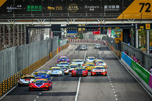 フェラーリ、FIA GTワールドカップ初優勝。マカオでフォコが躍動、予選からトップ譲らず完勝