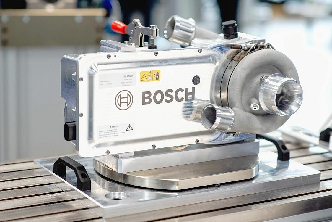 ボッシュ、ダイムラーとボルボの燃料電池合弁に電動エアコンプレッサーを長期供給　2020年代中頃に量産開始