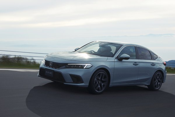 この30年間 日本人の年収は400万円台で変わらず シビックなど車両本体価格300万円台で買える新車の正義とは ベストカーweb 自動車情報サイト 新車 中古車 Carview