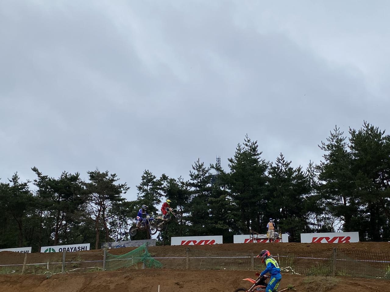 悩みまくりの全日本モトクロス観戦 スポーツランドsugoは見所満載 梅本まどか Webオートバイ 自動車情報サイト 新車 中古車 Carview