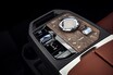 期待の電気自動車BMW iXにローンチエディションを設定して受注開始
