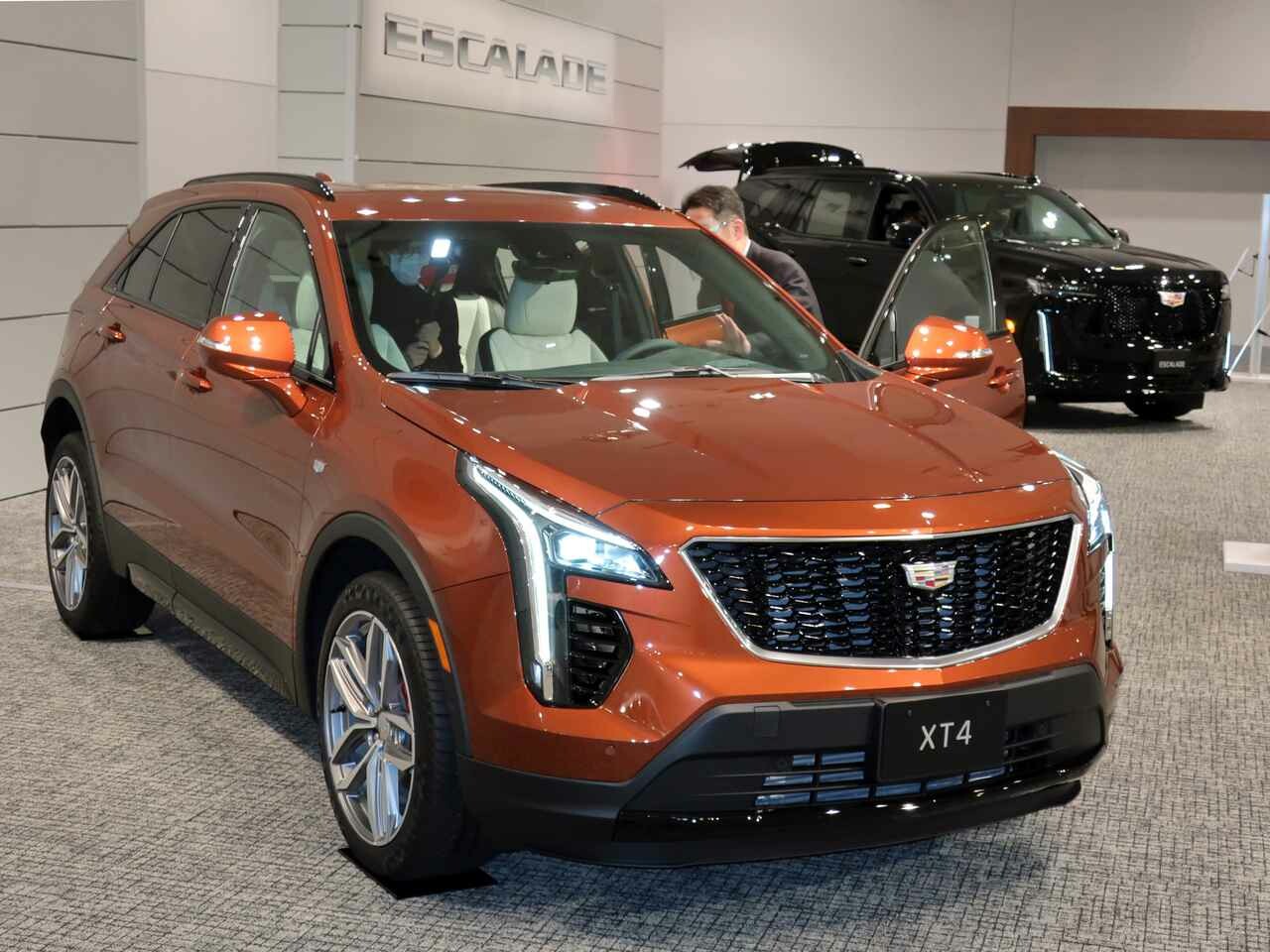 キャデラックがコンパクトSUV「XT4」やミドルセダン「CT5」などニューモデル3台を日本初お披露目！