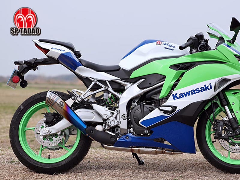 迫力のサウンドとルックス!SP忠男より Ninja ZX-4R/SE/RRに適合 迫力のサウンドとルックス!SP忠男より Ninja ZX-4R/SE/RRに適合