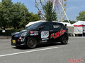 「ミライースターボ」の片輪走行に驚嘆!!!　「ダイハツ×日産校」劇的コラボも!!　若手ジャーナリストも躍動で未来は明るい!!?