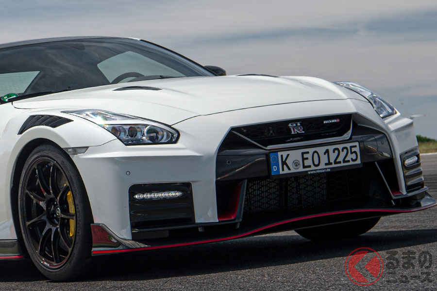 日産 Gt R 21年モデル 登場 Nismoはパフォーマンスが向上 ブルーの新色追加も くるまのニュース 自動車情報サイト 新車 中古車 Carview