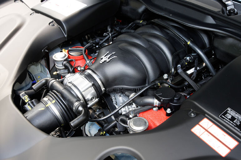 グラントゥーリズモS、トルコンAT版を追加