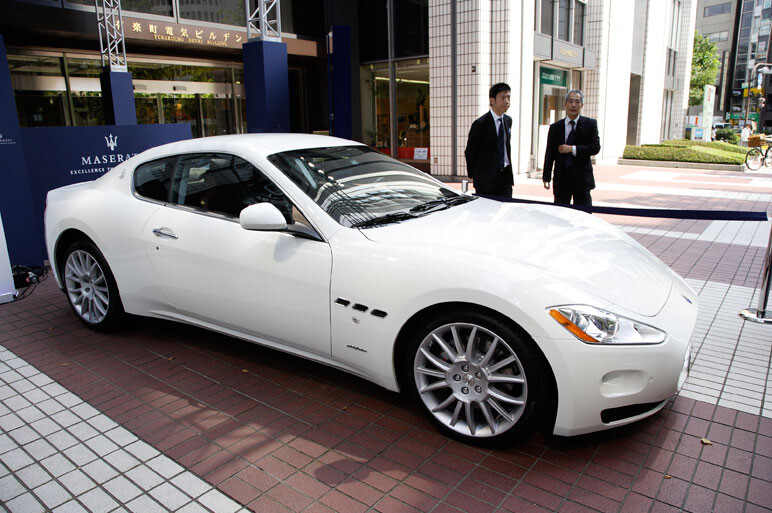 グラントゥーリズモS、トルコンAT版を追加