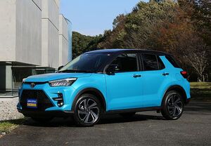 コンパクトなのに立派に見える人気車ライズ。ガソリンモデルは軽快に走る
