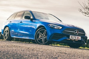 メルセデス・ベンツ C 300de ステーションワゴン（1）　重要度の高いHVハードをチェック