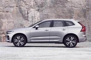 ボルボ XC60の北欧らしい内装とは？その魅力やグレードの違いを解説【購入ガイド】