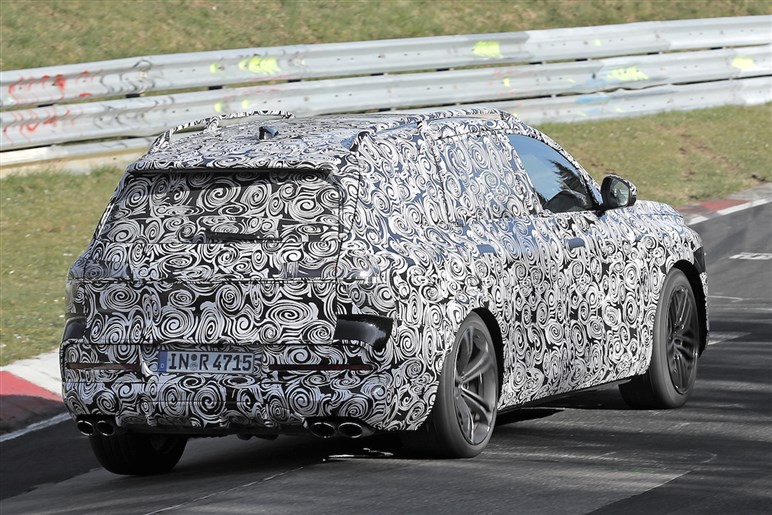 【独自】1600万円超!? アウディ史上最高級SUV「SQ9」は市販に向けニュルで限界テスト中…26年前半公開へ