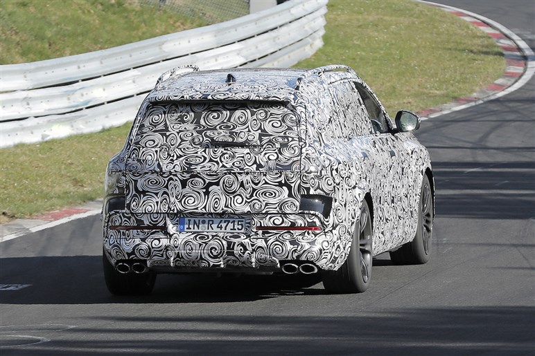 【独自】1600万円超!? アウディ史上最高級SUV「SQ9」は市販に向けニュルで限界テスト中…26年前半公開へ