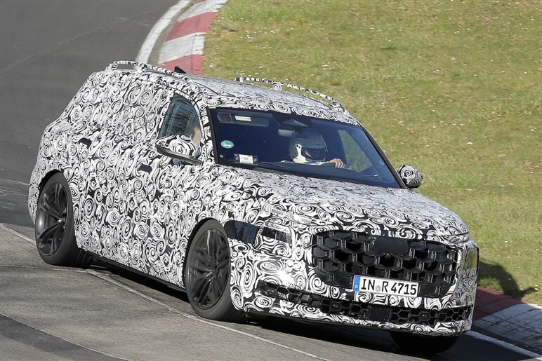 【独自】1600万円超!? アウディ史上最高級SUV「SQ9」は市販に向けニュルで限界テスト中…26年前半公開へ